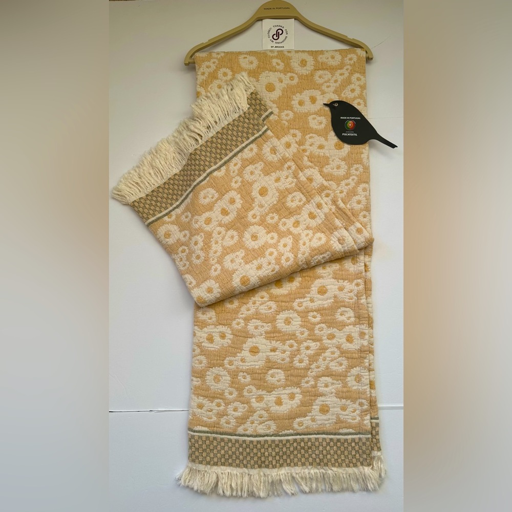 🎁Piscatextil Yellow Daisy Matelasse Cotton Throw Blanket 50x70 Made in Portugal